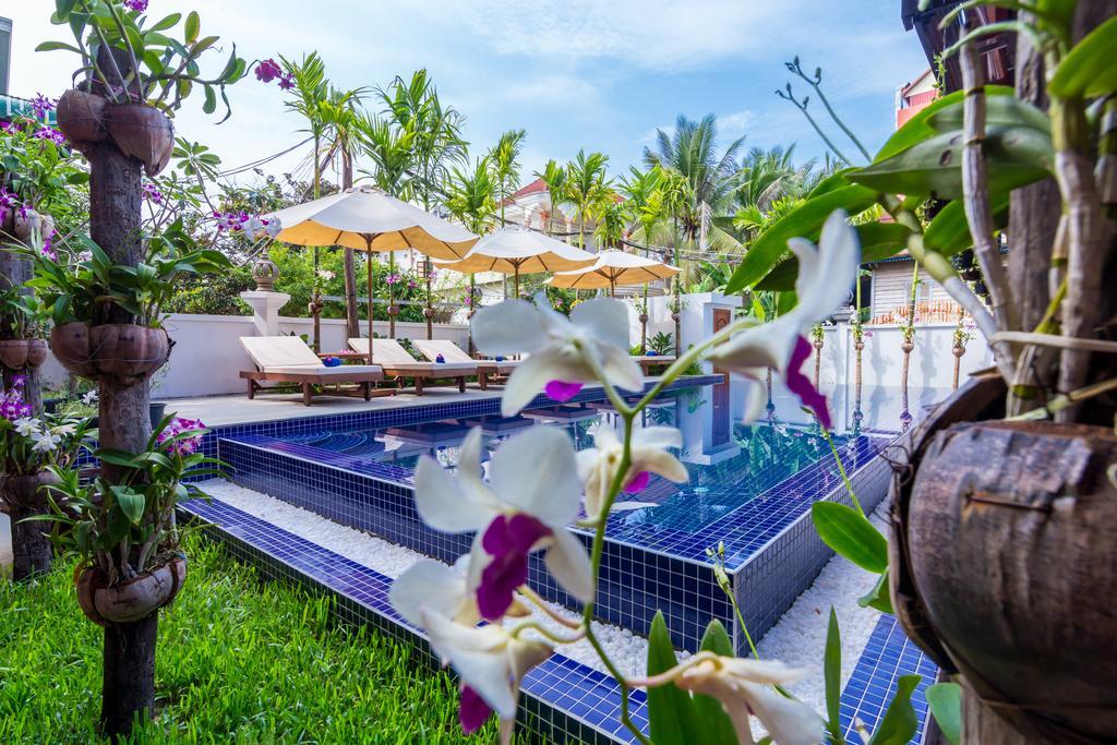 The Unique Angkor Villa Siem Reap Exteriör bild