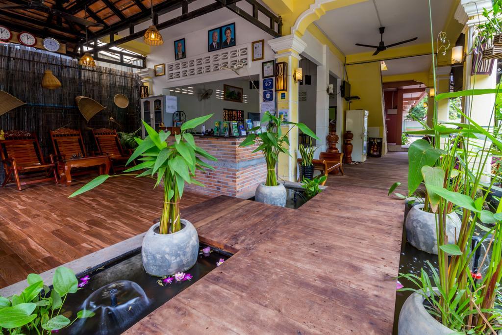 The Unique Angkor Villa Siem Reap Exteriör bild